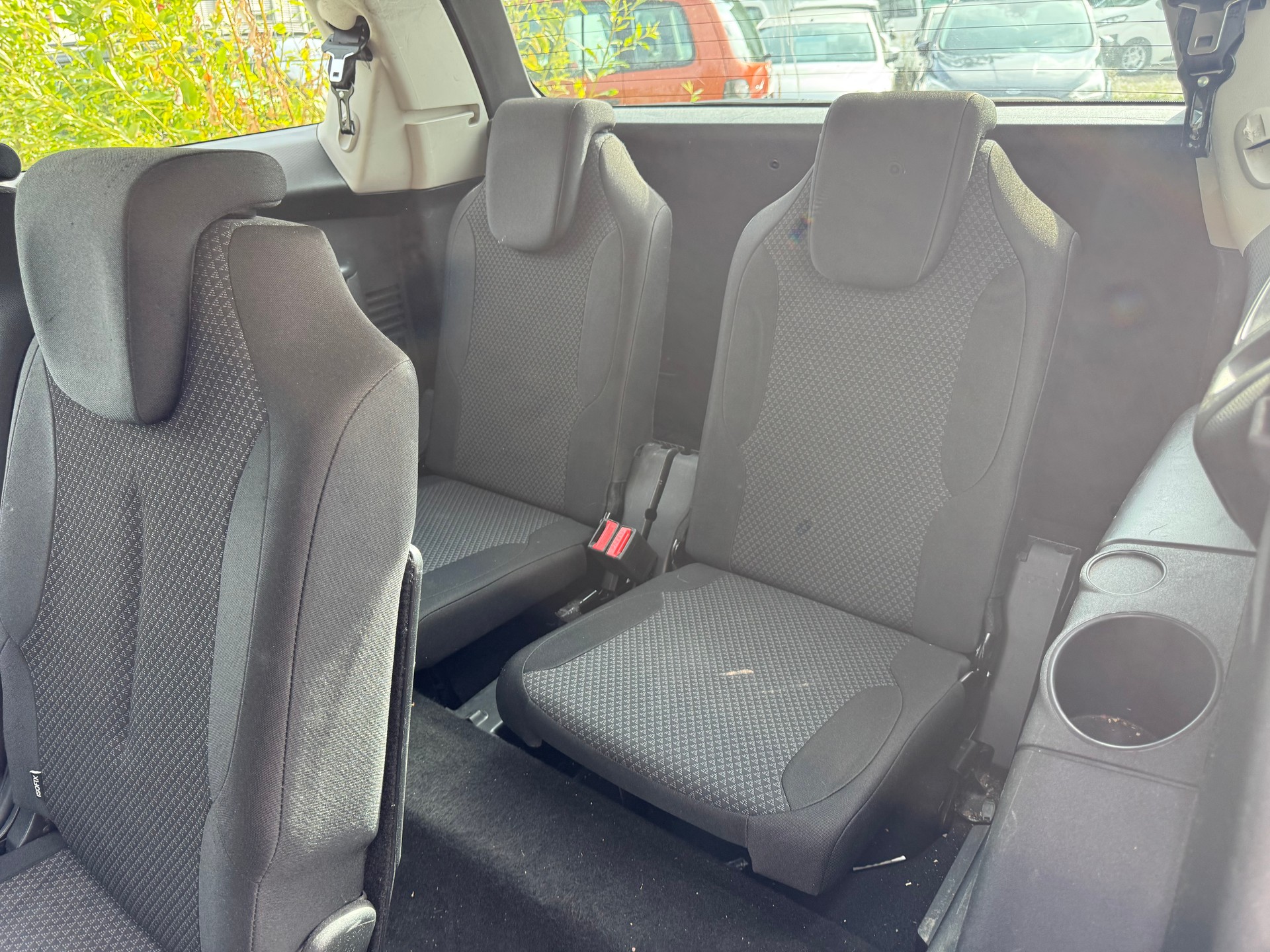 CITROEN Grand C4 Picasso 1.6 HDI 16V Attraction ** 07x Sitze ** Klima-auto ** Tempomat ** Letzte MFK 06.03.2023-image-7