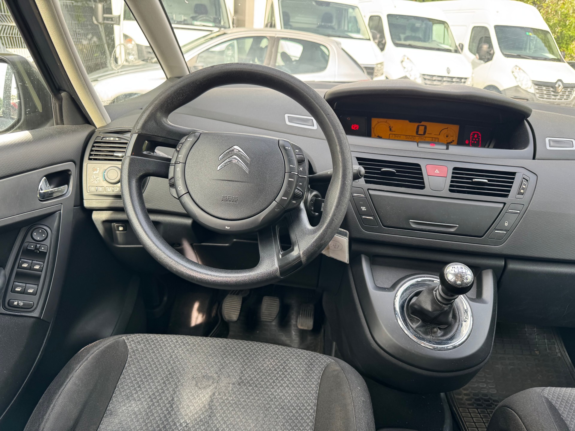 CITROEN Grand C4 Picasso 1.6 HDI 16V Attraction ** 07x Sitze ** Klima-auto ** Tempomat ** Letzte MFK 06.03.2023-image-3