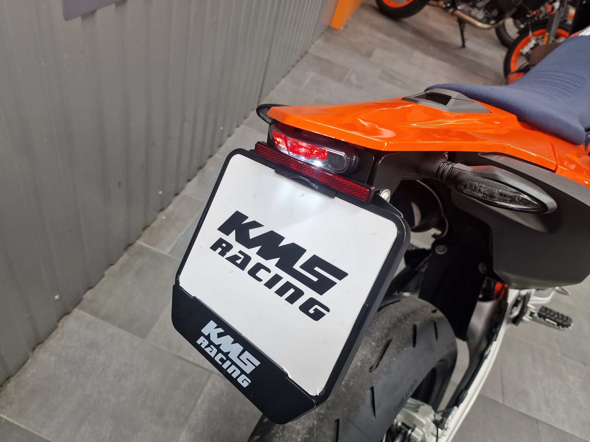 KTM 690 SMC R-image-10