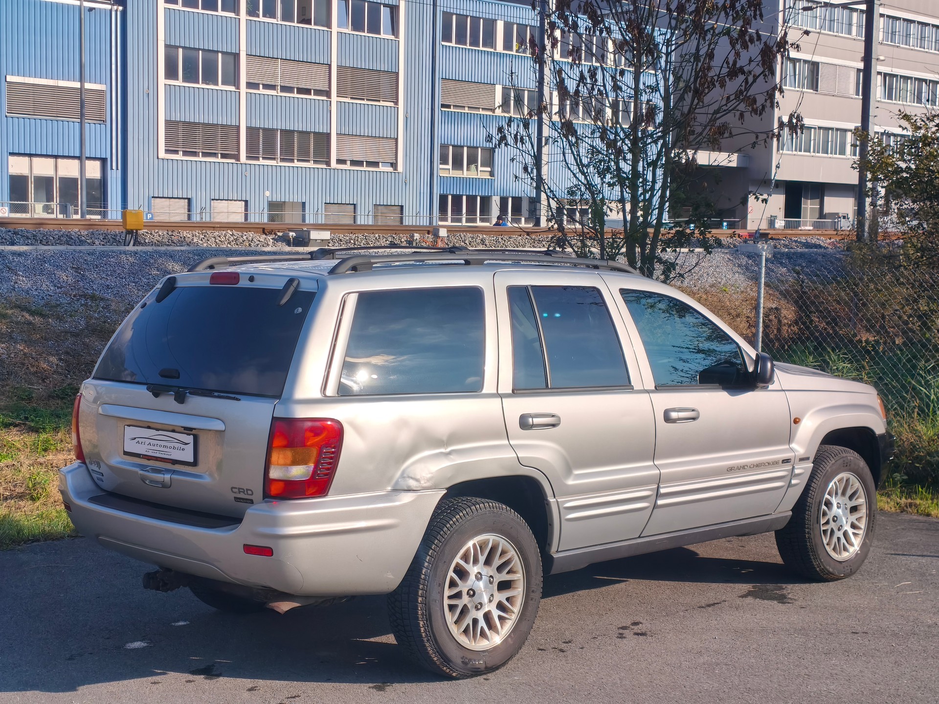 JEEP Grand Cherokee 2.7 CRD Limited Navigation Aut.-image-4