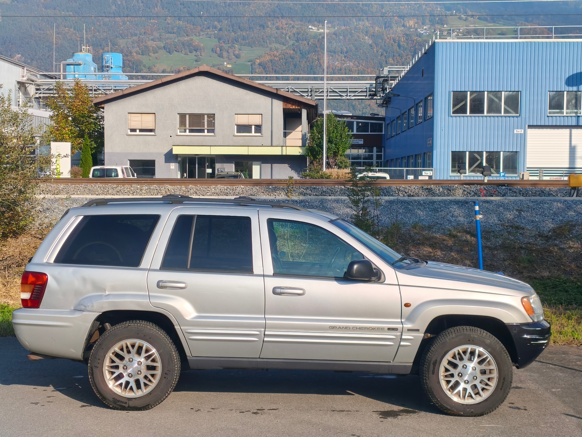JEEP Grand Cherokee 2.7 CRD Limited Navigation Aut.-image-3