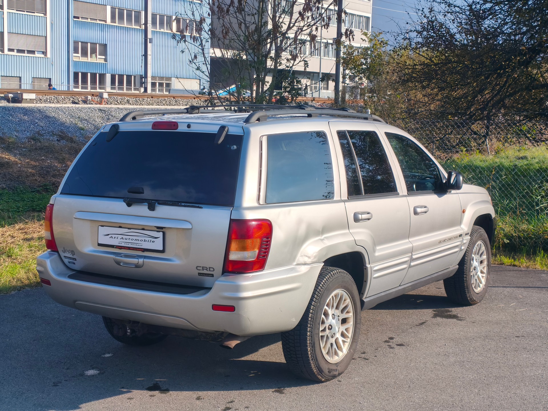 JEEP Grand Cherokee 2.7 CRD Limited Navigation Aut.-image-5