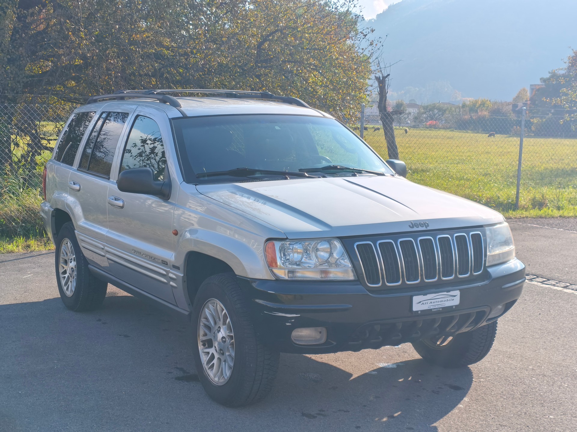 JEEP Grand Cherokee 2.7 CRD Limited Navigation Aut.-image-2