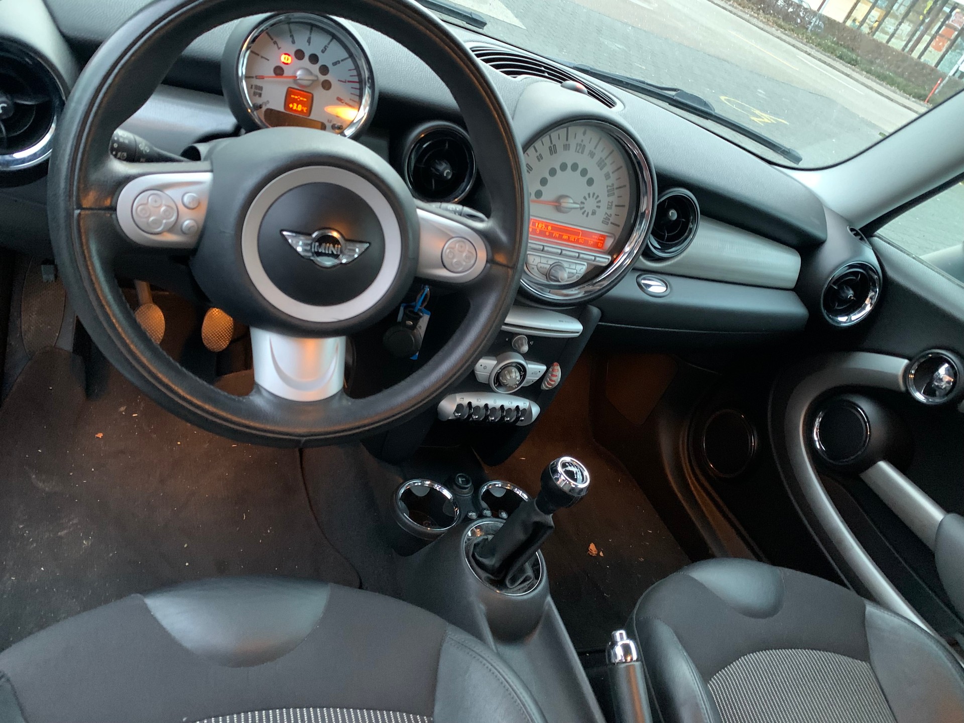 MINI Cooper-image-6