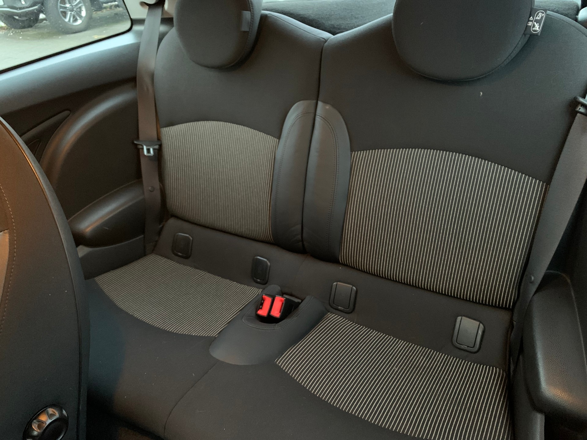 MINI Cooper-image-5