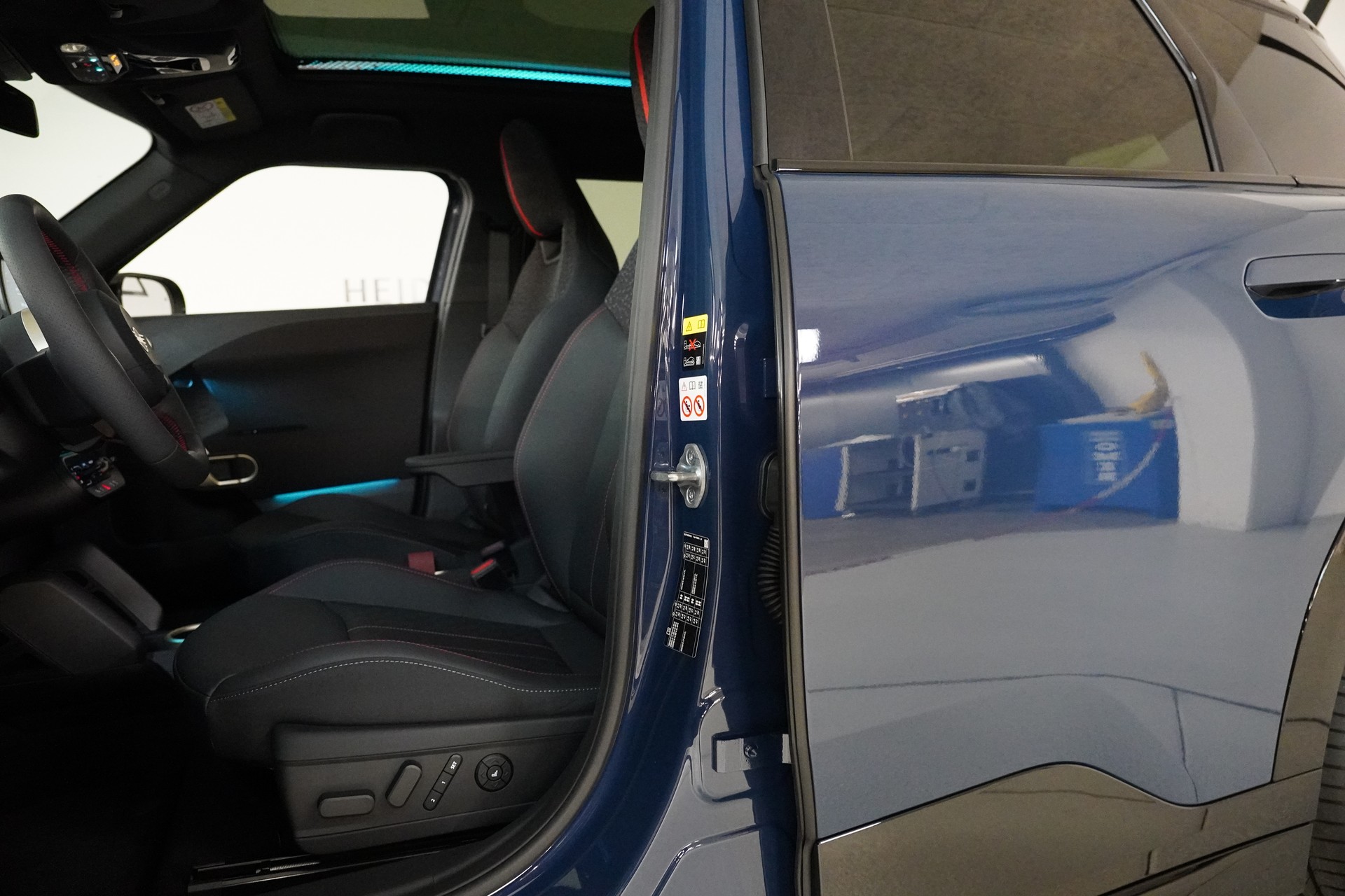 MINI Aceman SE-image-10