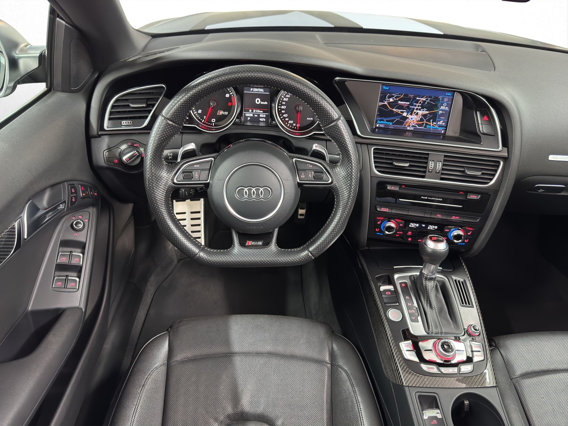 AUDI RS5 Cabrio 4.2 FSI quattro S-tronic-image-9