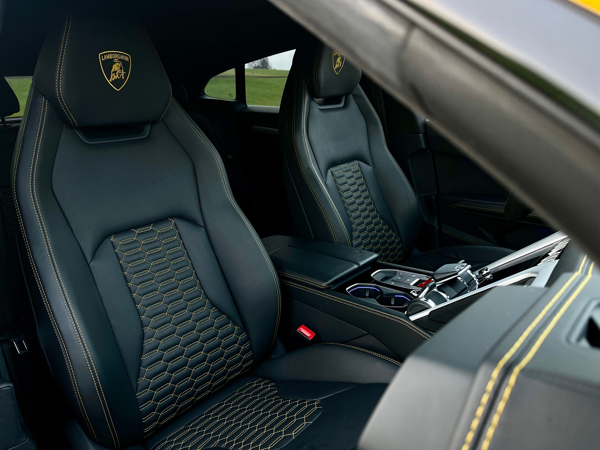 LAMBORGHINI Urus E-Gear-image-7