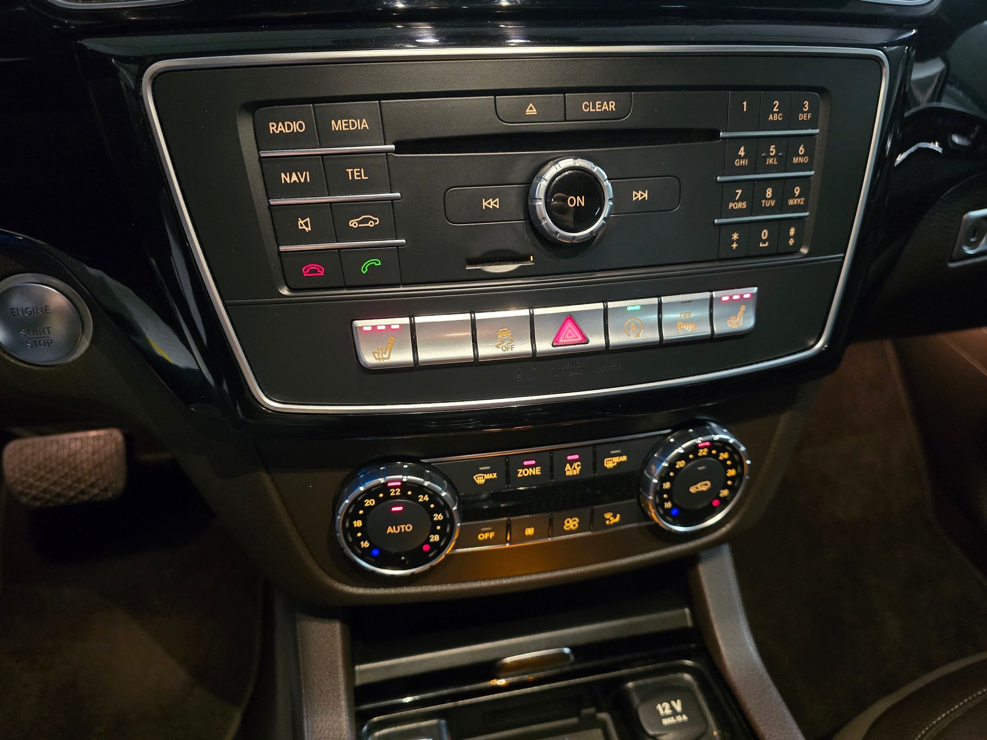 MERCEDES-BENZ GLE 500 4Matic 7G-Tronic AMG Line-image-14