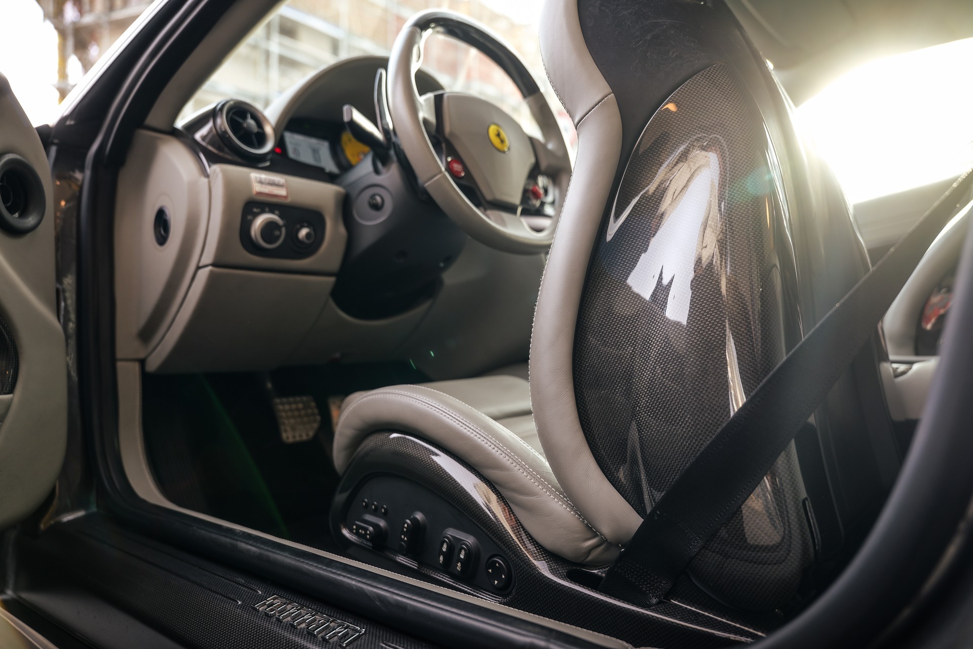 FERRARI 599 GTB-image-9