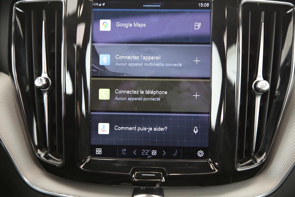 VOLVO XC60 2.0 T6 TE R-Design eAWD-image-6