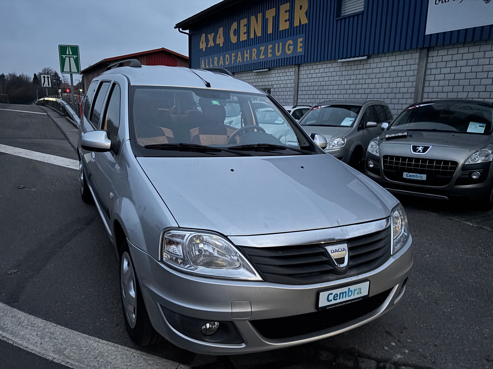 DACIA Logan 1.6 16V E85 Lauréate
