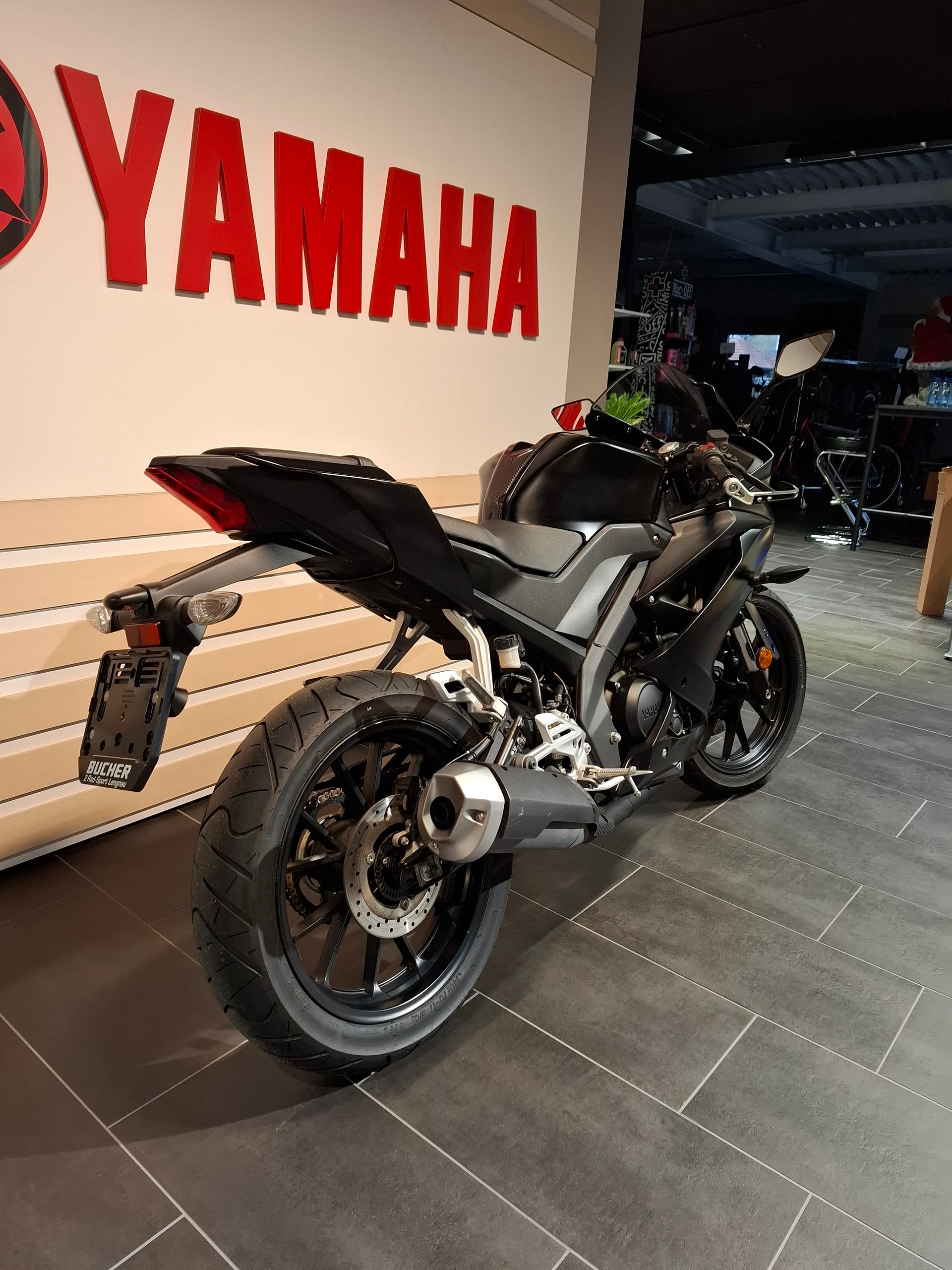 YAMAHA R 125-image-5