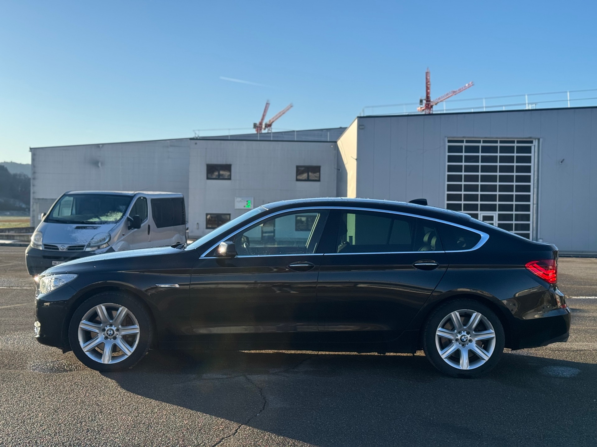 BMW 550i xDrive GT Steptronic-image-7