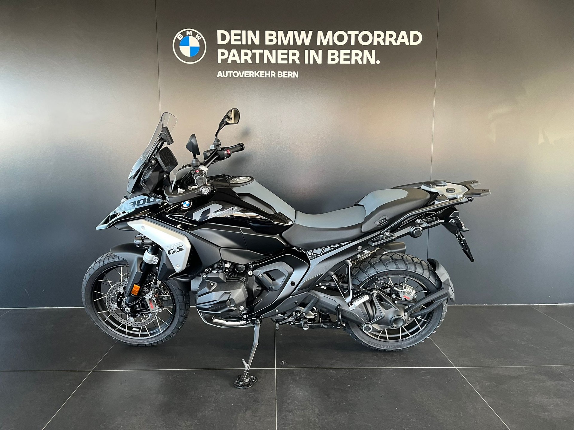 BMW R 1300 GS - ab 262.- im 2.9% Leasing*-showroom-element-3