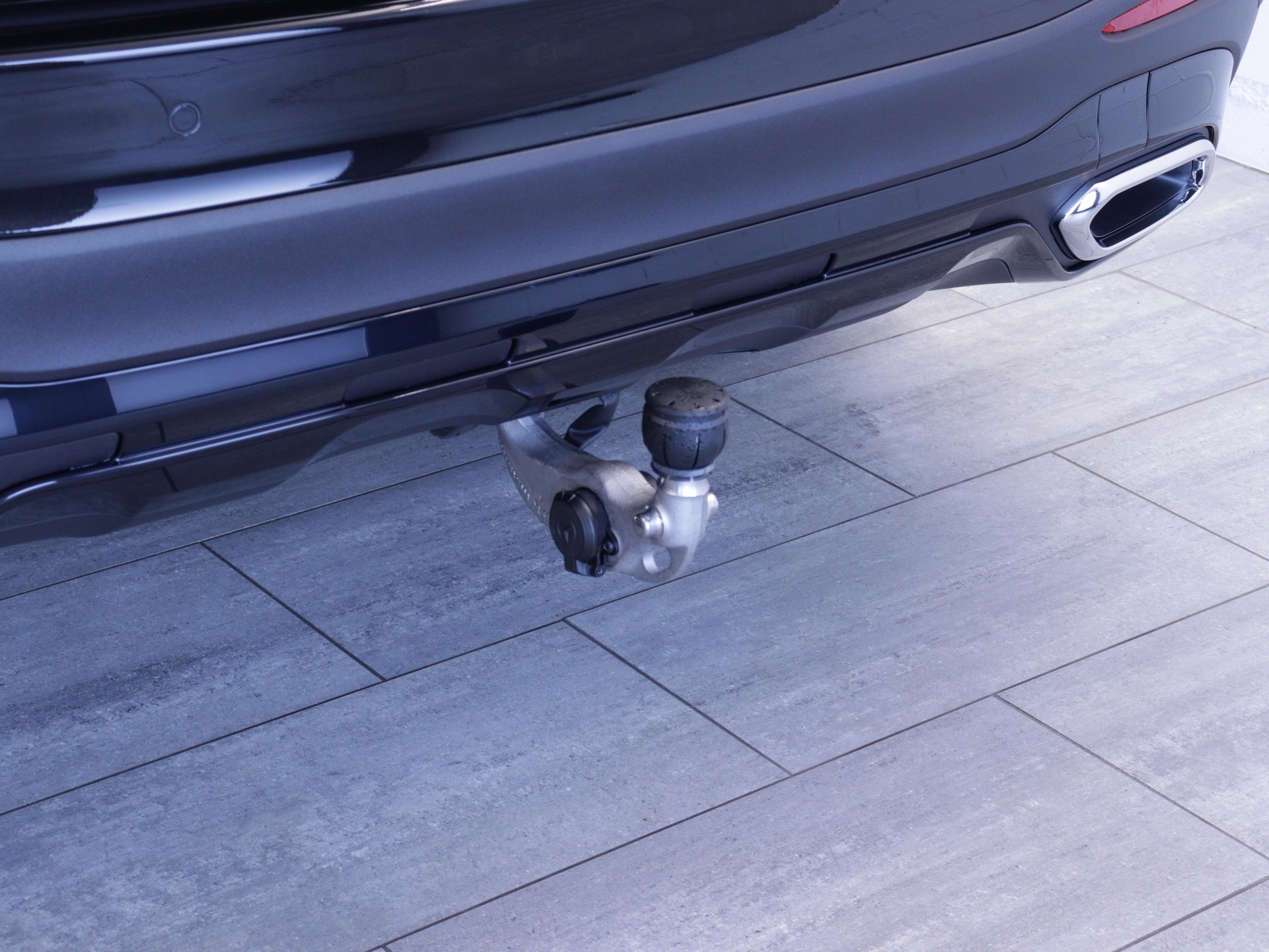 MERCEDES-BENZ GLC 220 d AMG Line 4matic-image-15