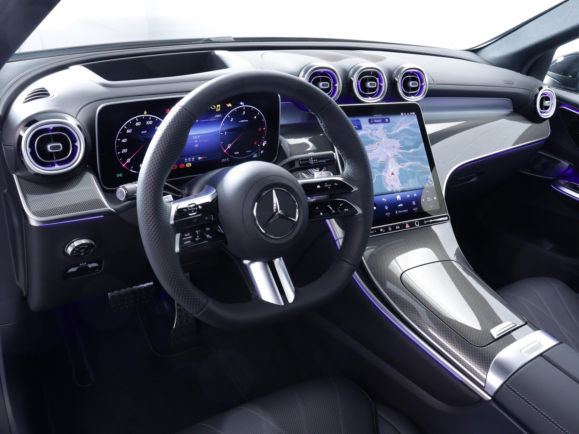 MERCEDES-BENZ GLC 220 d AMG Line 4matic-image-5