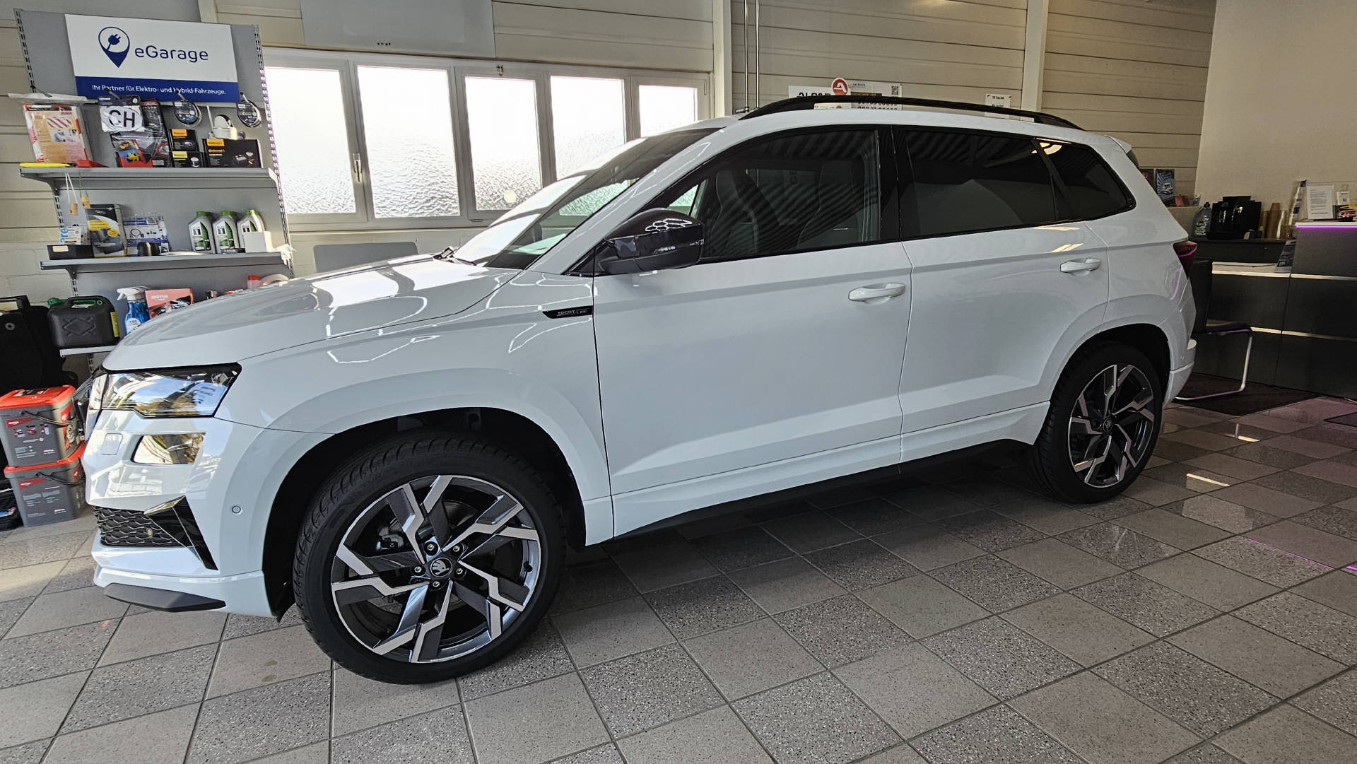 SKODA Karoq 2.0 TSI SportLine 4x4 DSG-image-3