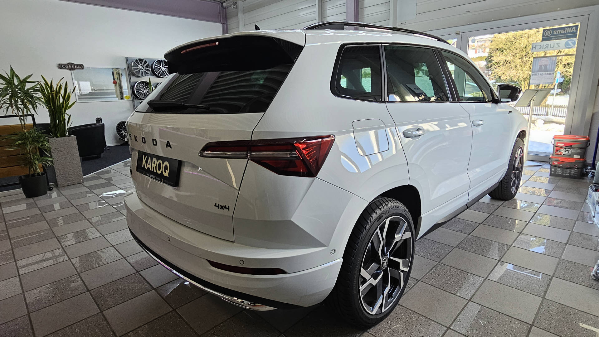 SKODA Karoq 2.0 TSI SportLine 4x4 DSG-image-5