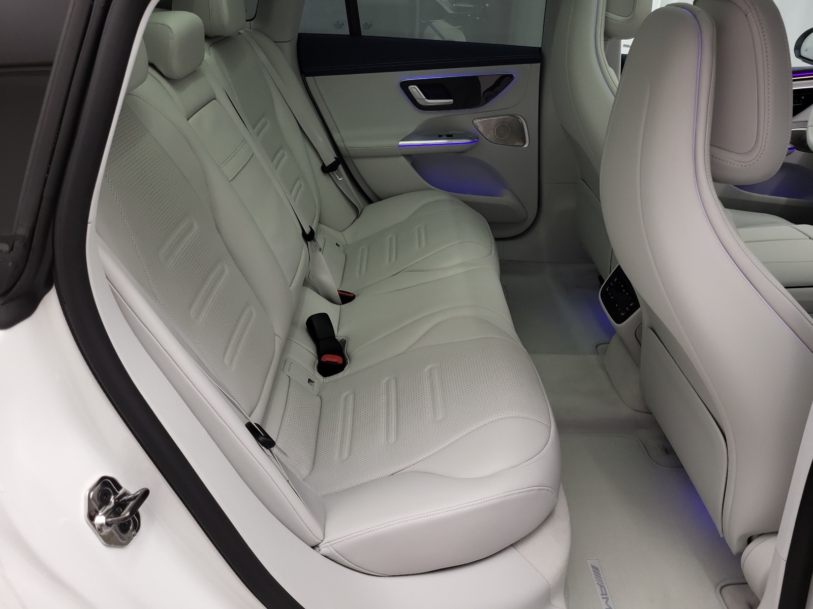 MERCEDES-BENZ AMG EQE 53 4Matic Executive Edition 4m-image-9