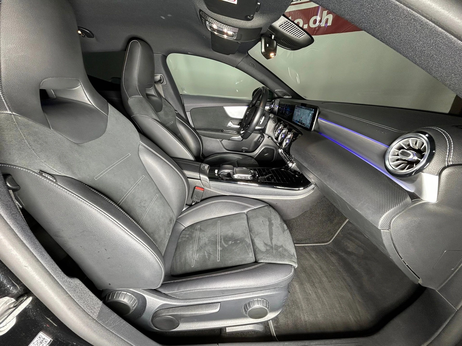 MERCEDES-BENZ CLA 250 Swiss Star Style 4m Sh.Brake *CH-FAHRZEUG*-image-11