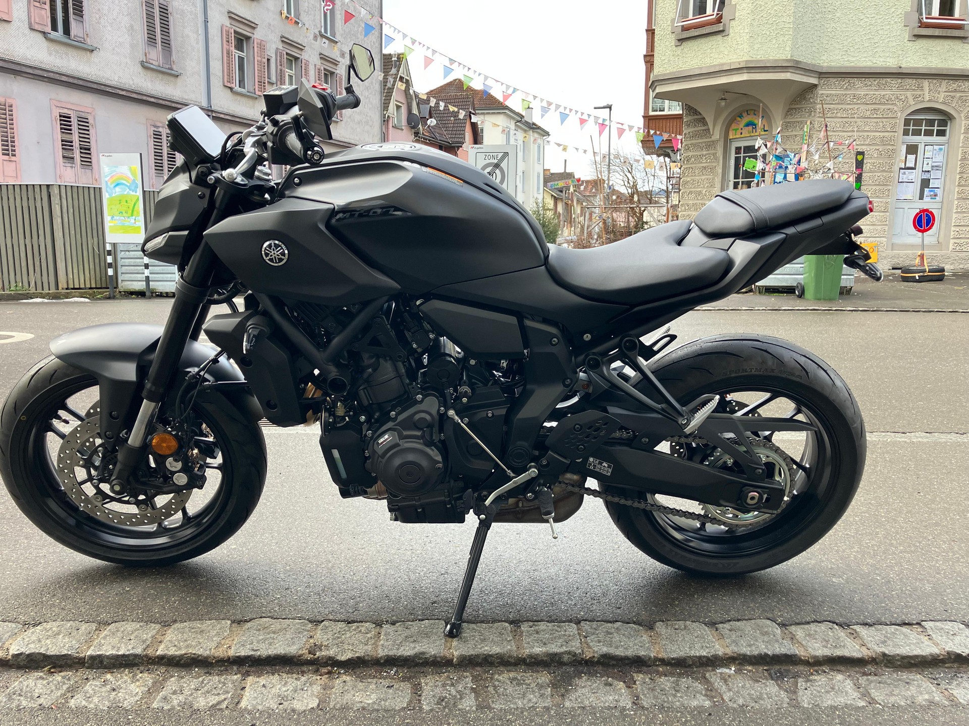 YAMAHA MT-07 (35KW)-showroom-element-2