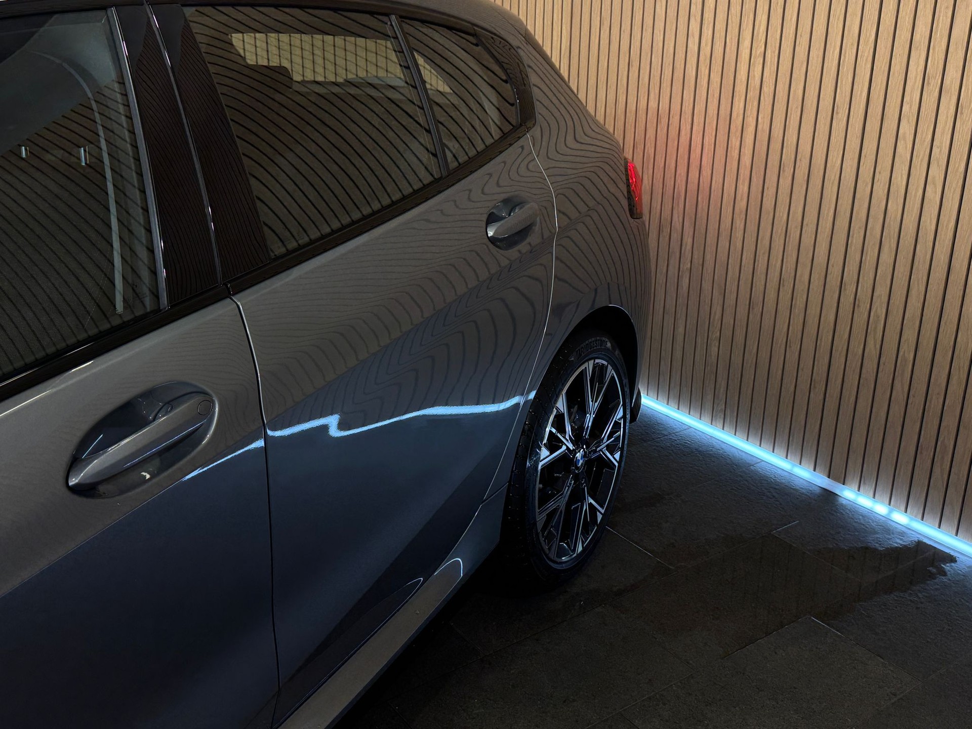 BMW 118d Steptronic M Sport Pro *FACELIFT*-showroom-element-3