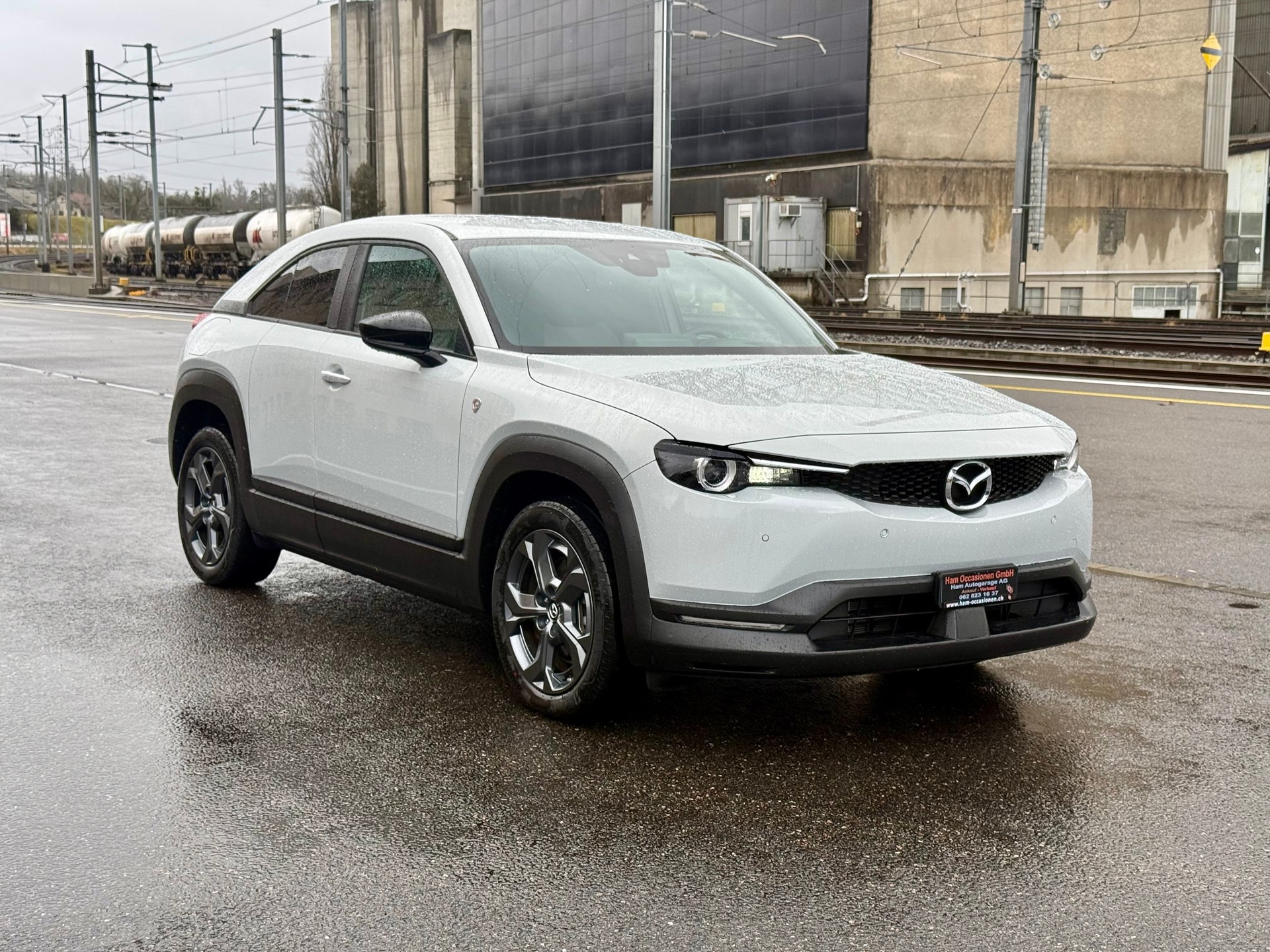 MAZDA MX-30 Skyactiv R-EV Exclusive-Line-image-4