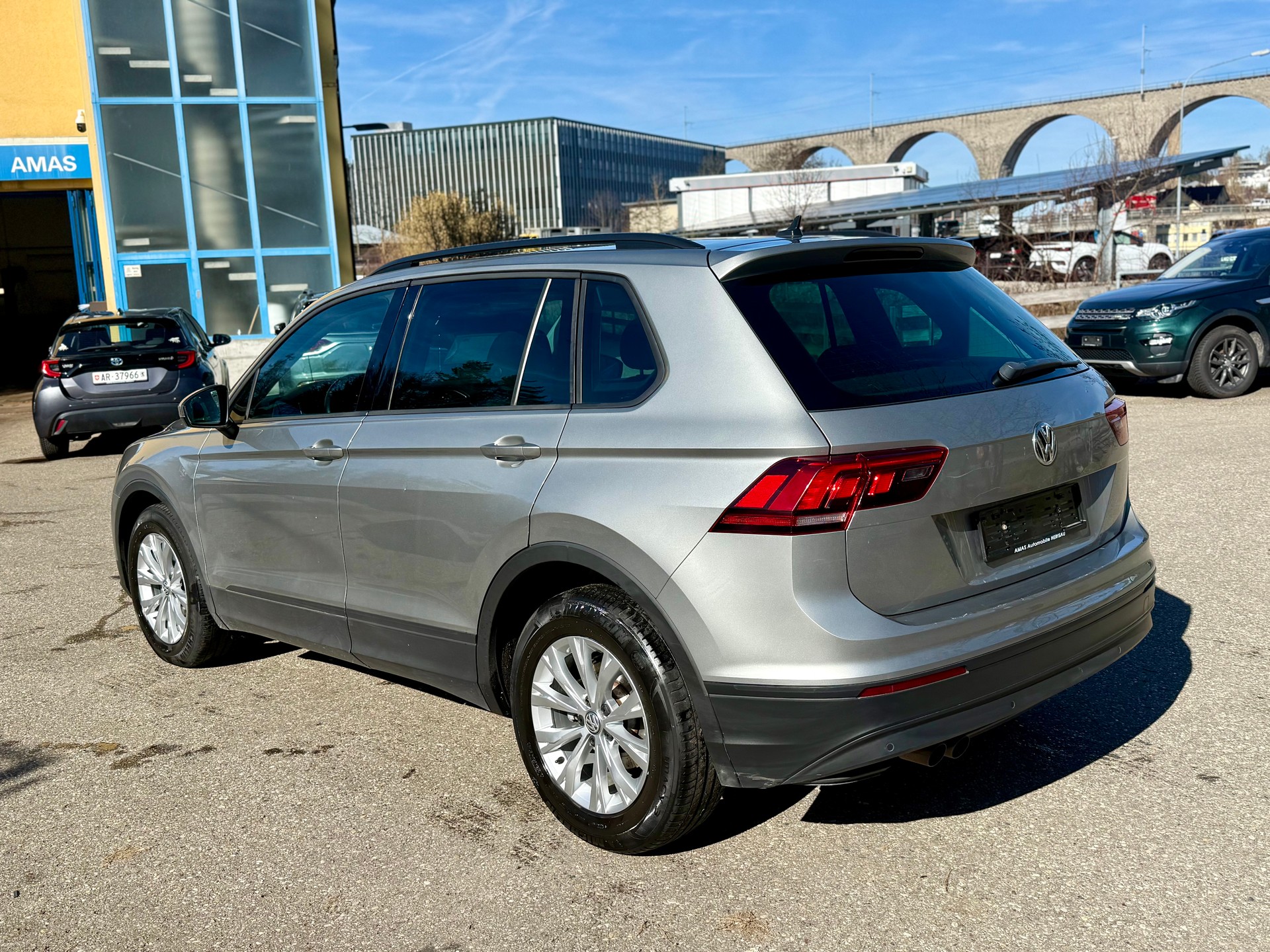 VW Tiguan 1.5TSI Evo Trendline DSG-image-2