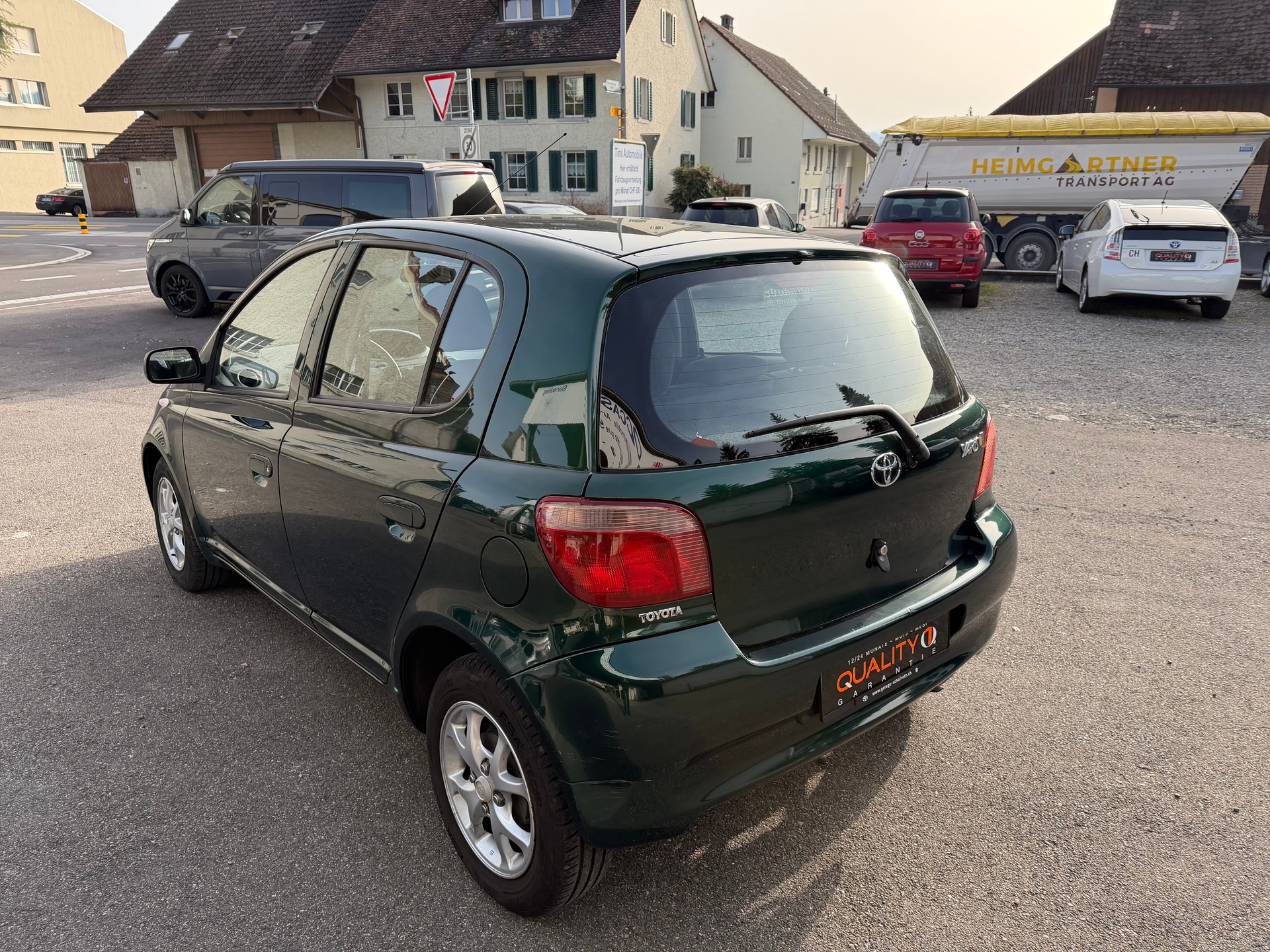 TOYOTA Yaris 1.3 Linea Luna-image-6