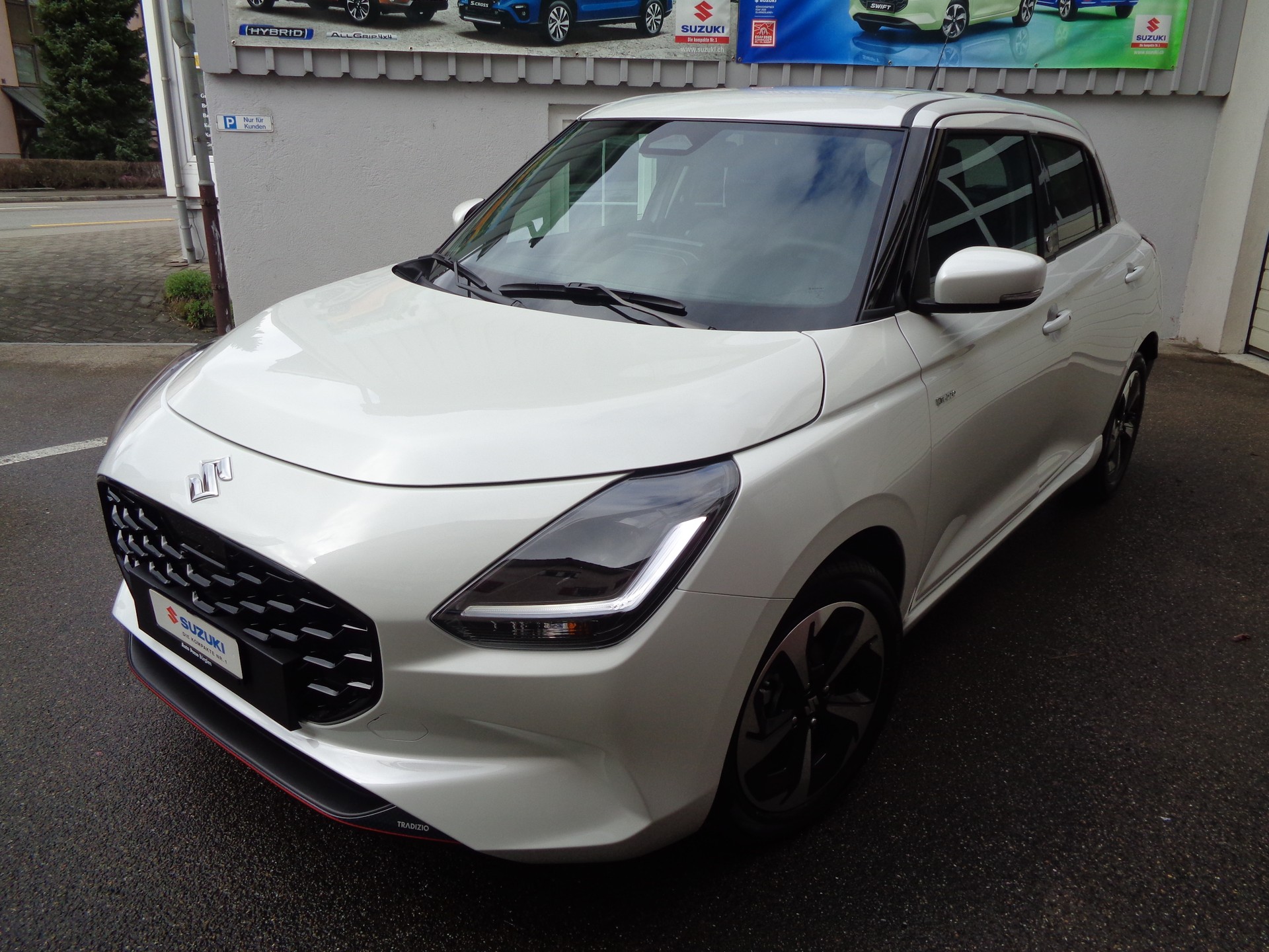 SUZUKI 1.2 Tradizio Top Hybrid-image-12