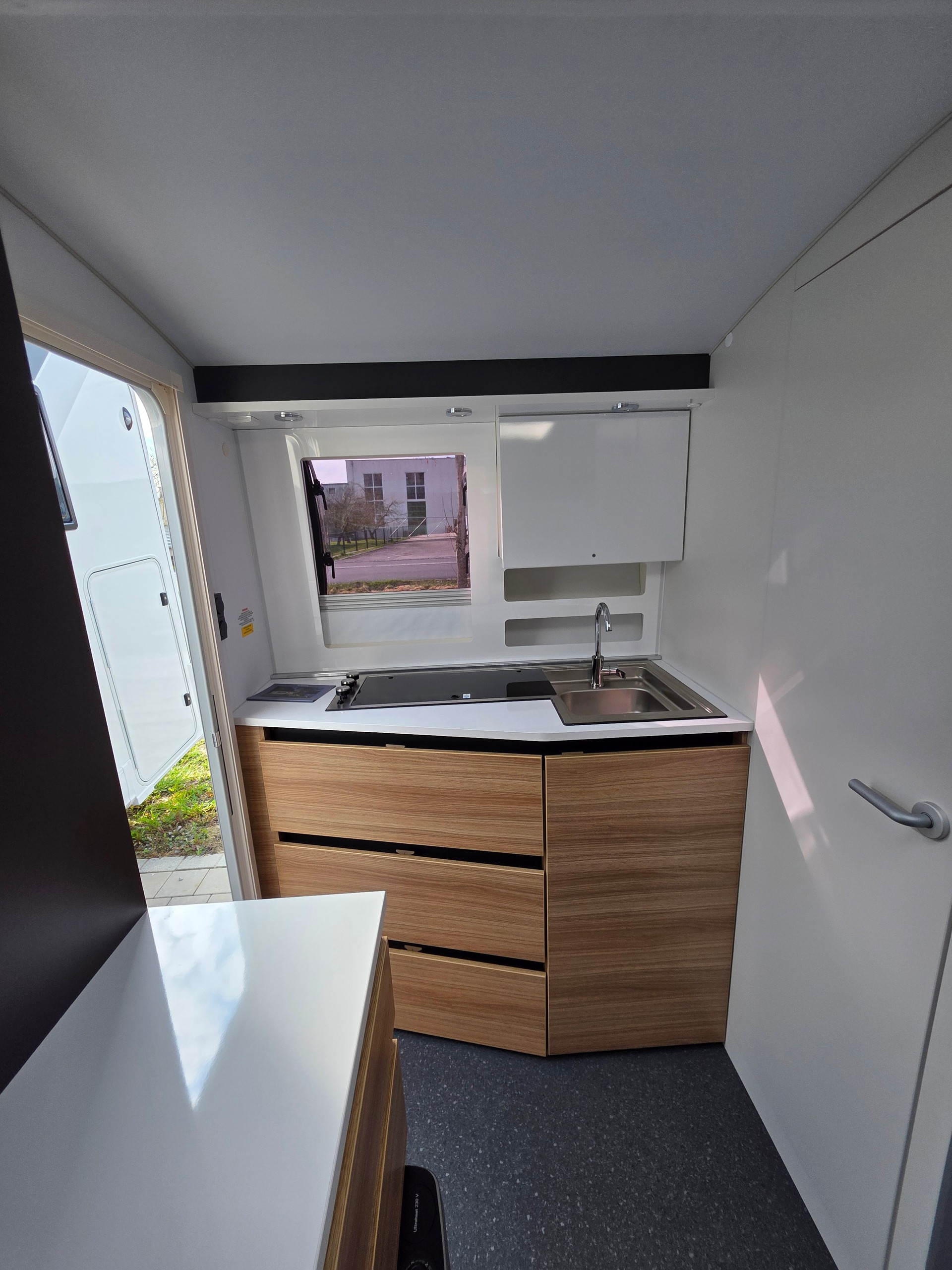 ADRIA Action 391 PH-image-12