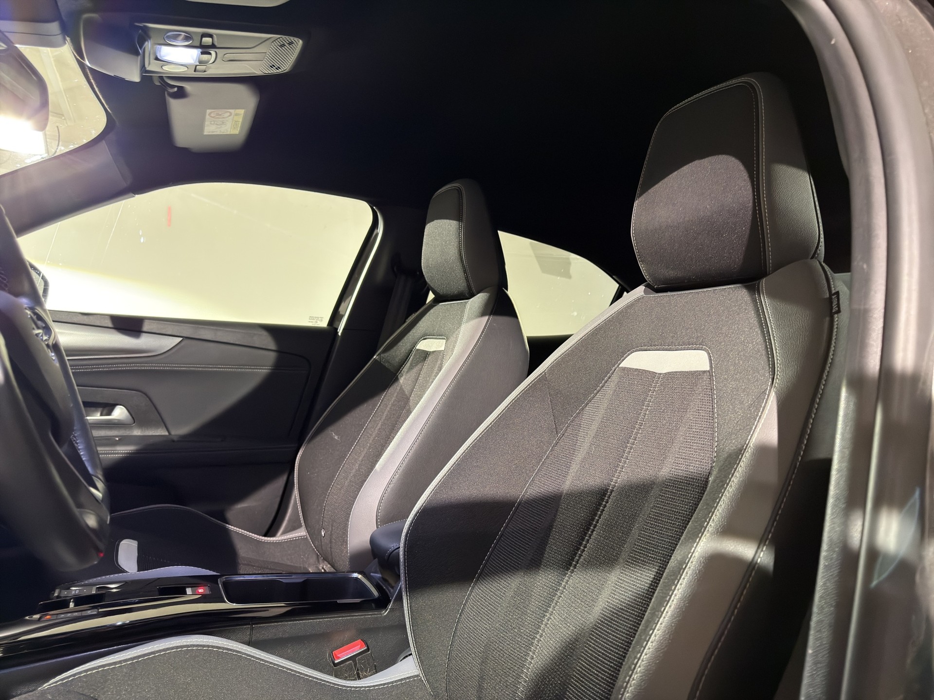 OPEL Mokka 1.2 Direct Injection Turbo Blitz Aut.-image-18