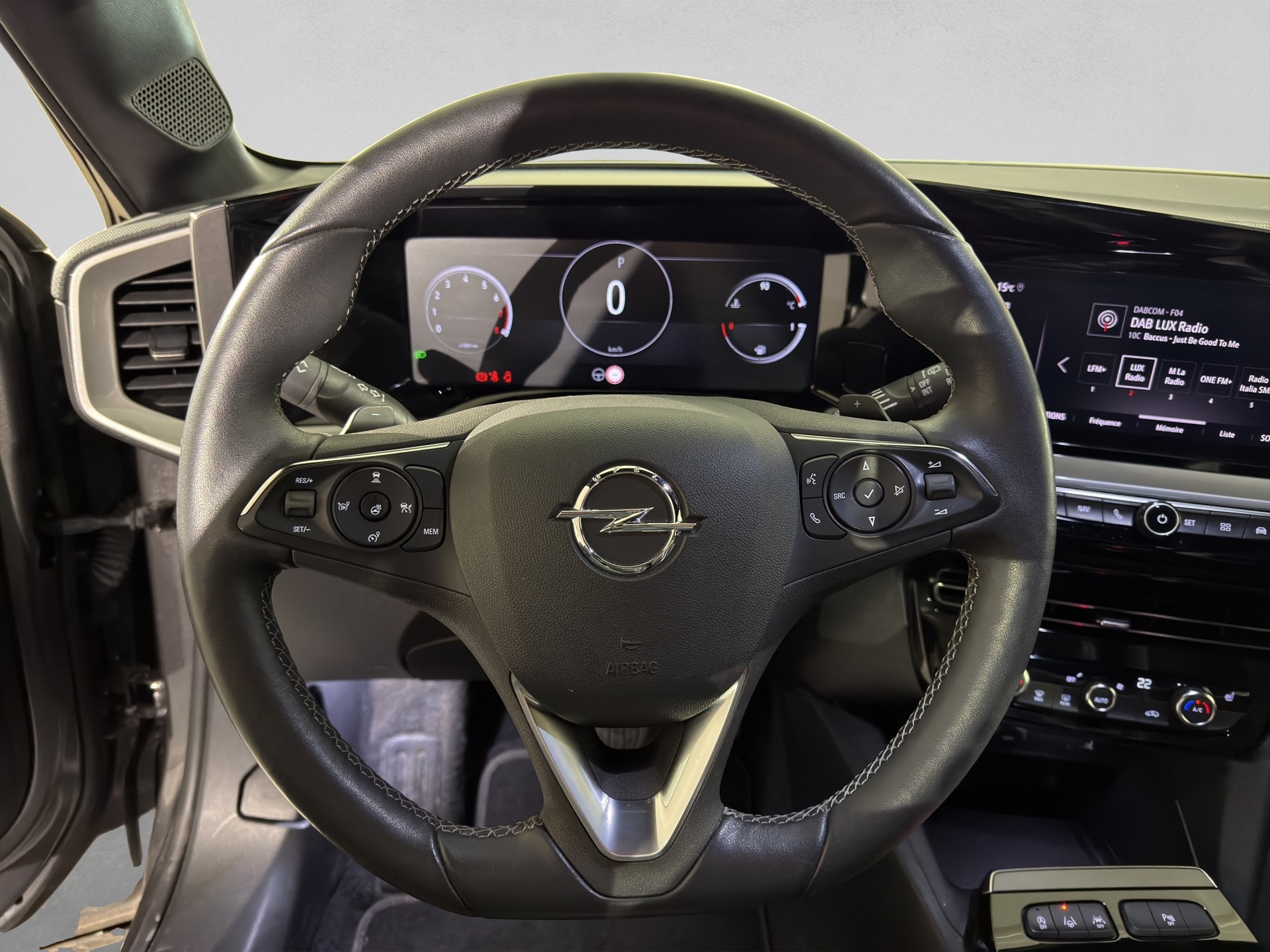 OPEL Mokka 1.2 Direct Injection Turbo Blitz Aut.-image-9