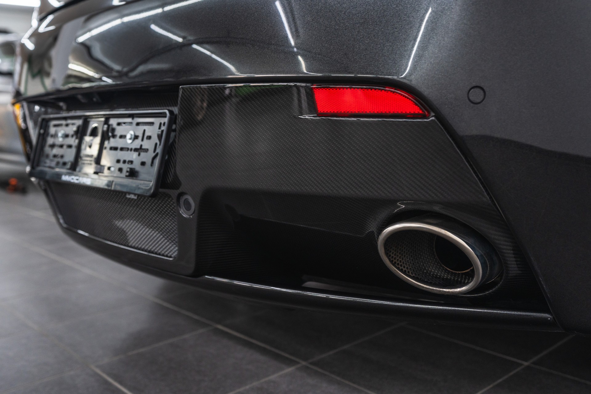 ASTON MARTIN V8 Vantage 4.7 S SP10 / Sportshift-image-8