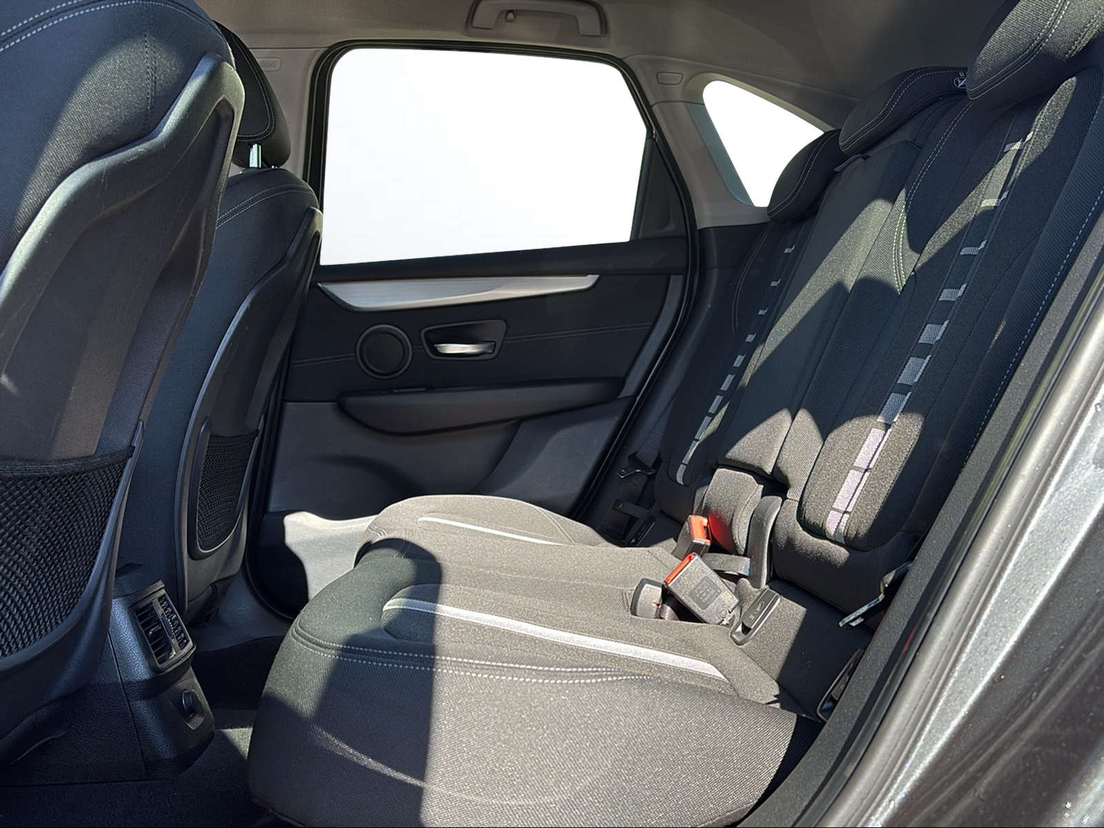 BMW 220d Active Tourer Steptronic-image-9