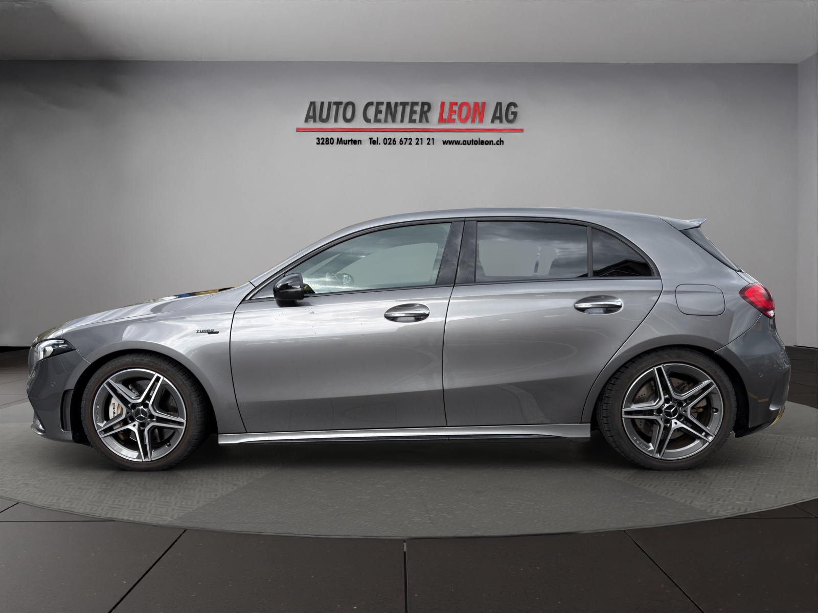 MERCEDES-BENZ A 35 AMG 4Matic Speedshift-image-2