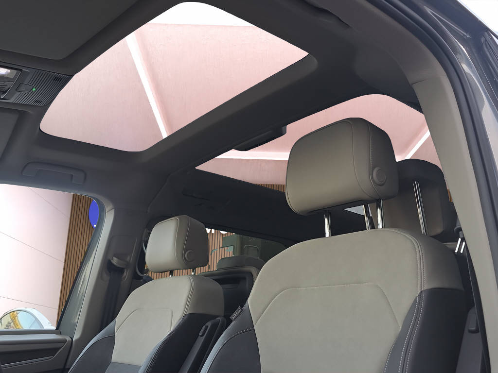 VW Multivan 1.5 TSI eHybrid kurz Style DSG 4motion-image-12