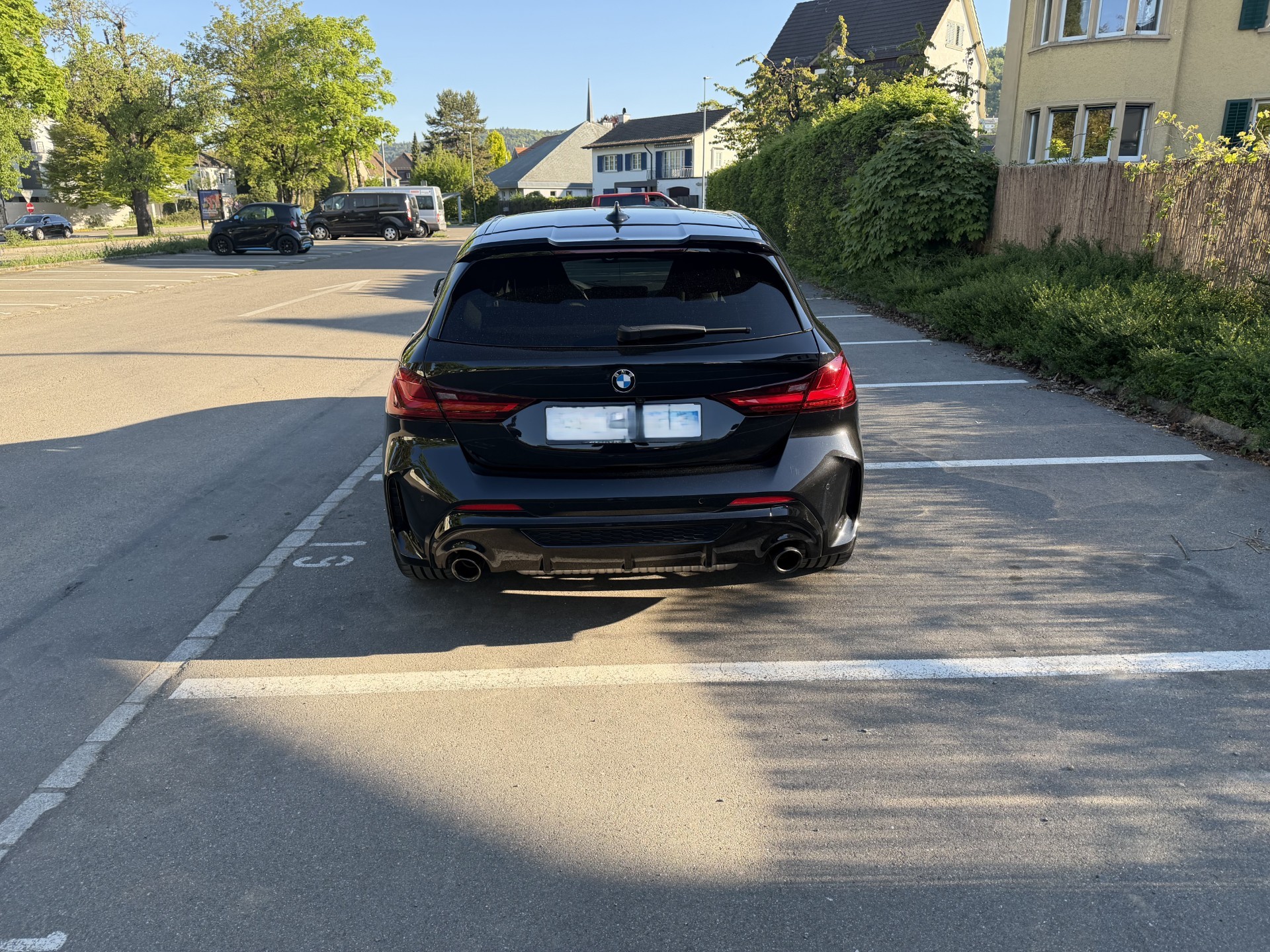 BMW M135i xDrive Steptronic-image-1