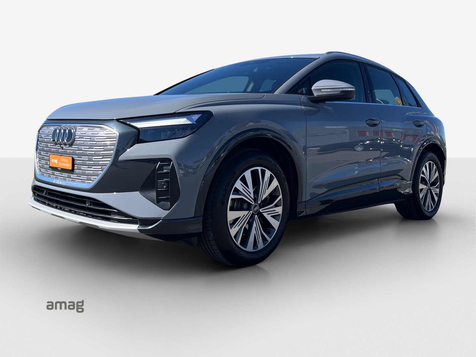 AUDI Q4 e-tron 40-image-0