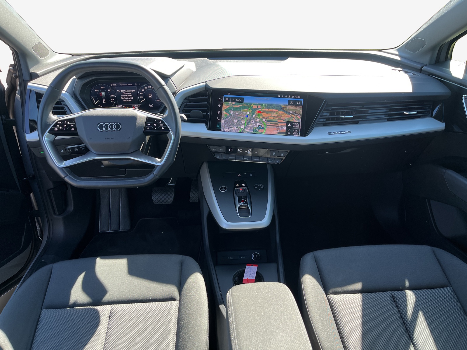 AUDI Q4 e-tron 40-image-9