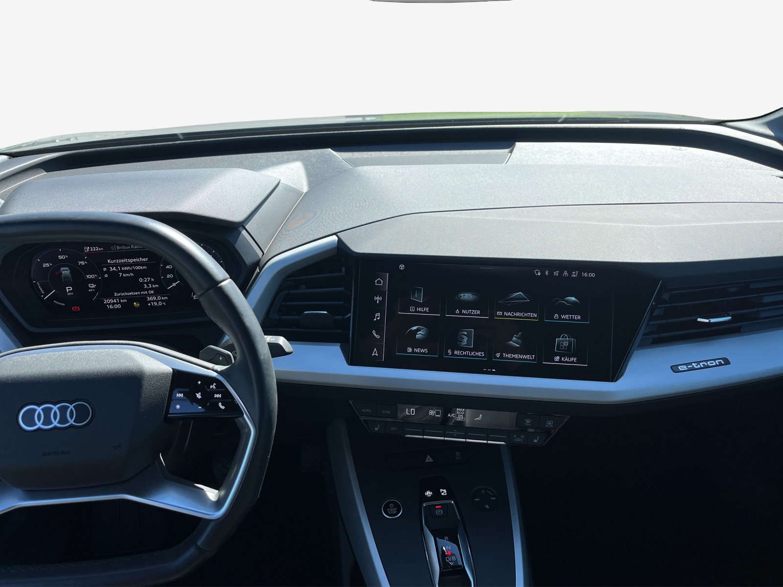 AUDI Q4 e-tron 40-image-11