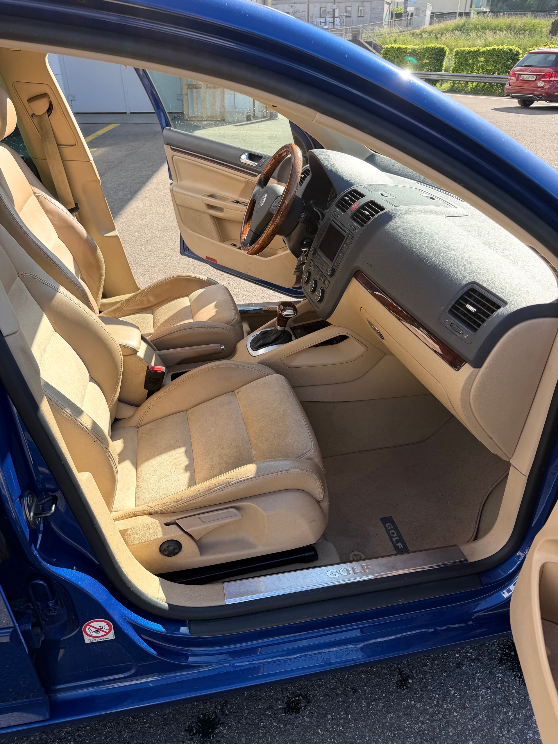 VW Golf 2.0 FSI Comfortline-image-8