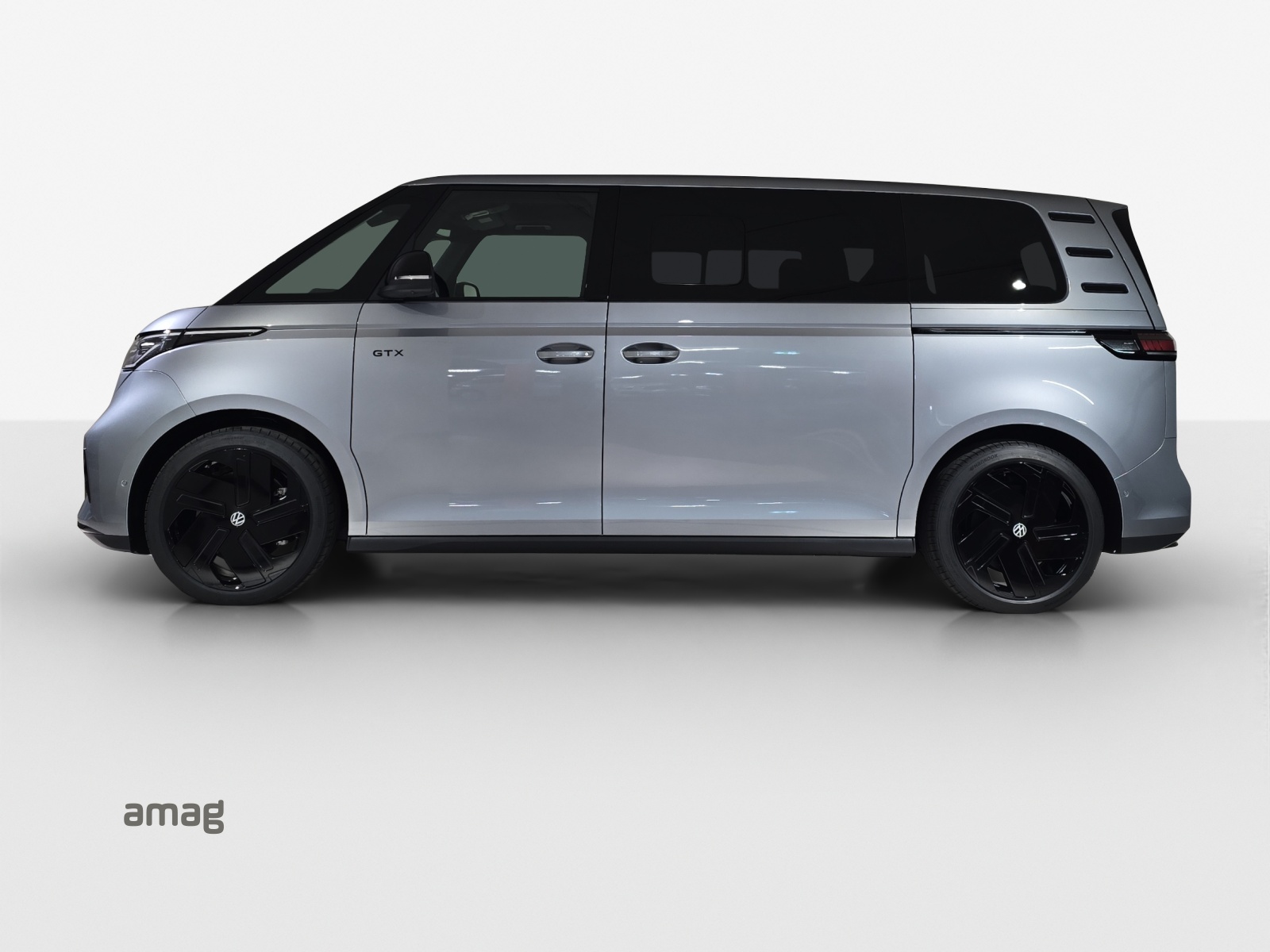 VW ID.Buzz LWB GTX 4 Motion-image-1