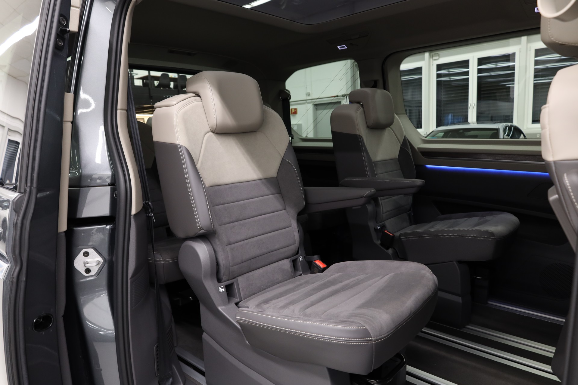 VW T7 Multivan kurz 2.0 TDI Style DSG-image-26