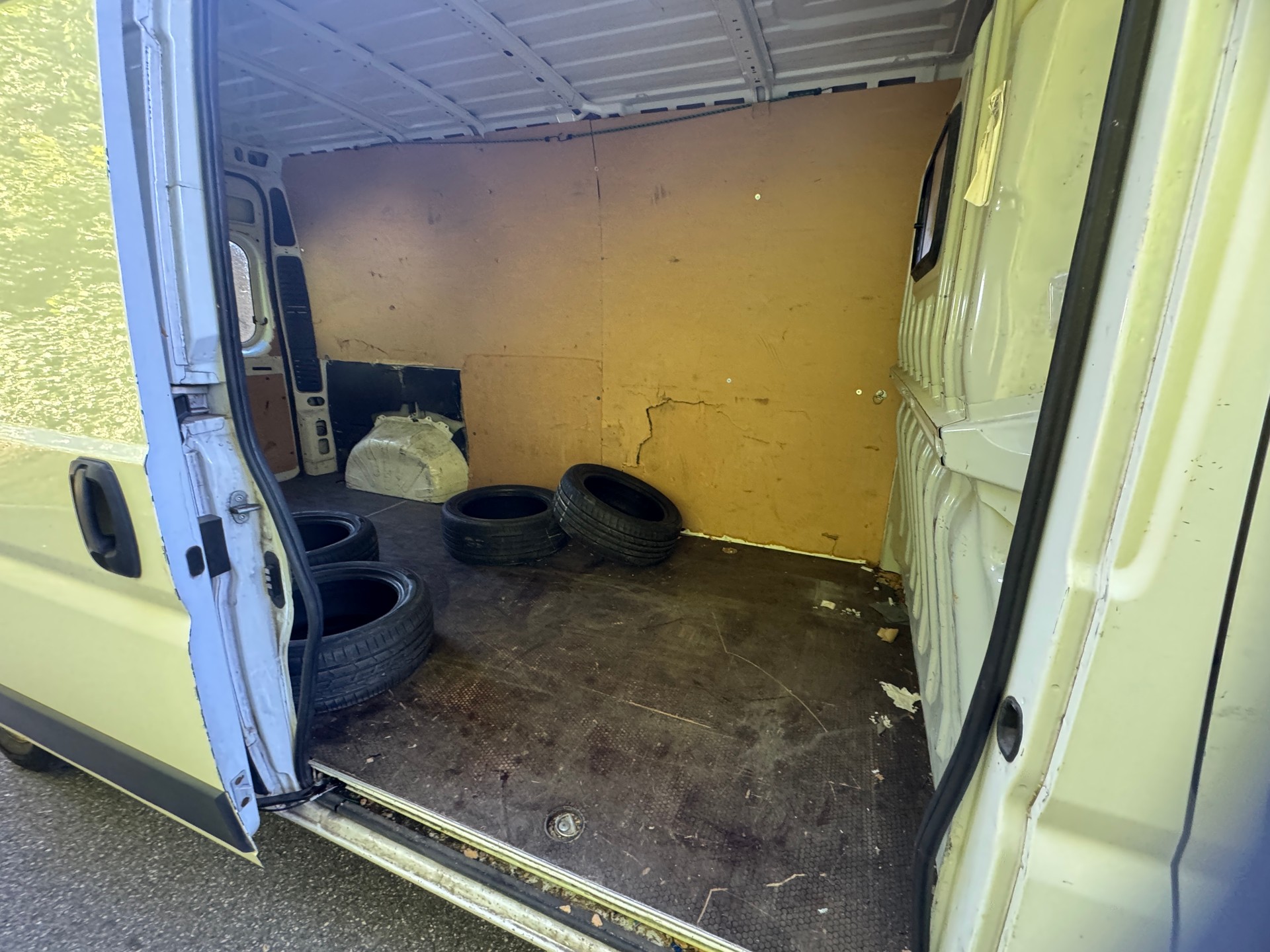 CITROEN Jumper 35 2.0 BlueHDi 130 Attraction L3H2-image-12