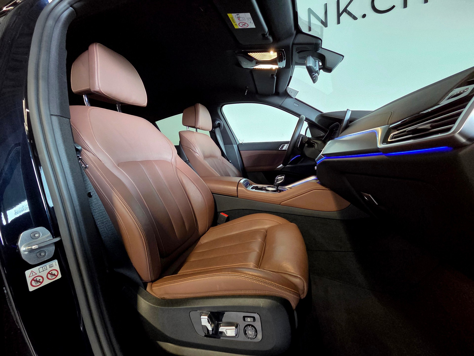BMW X6 M50d-image-19