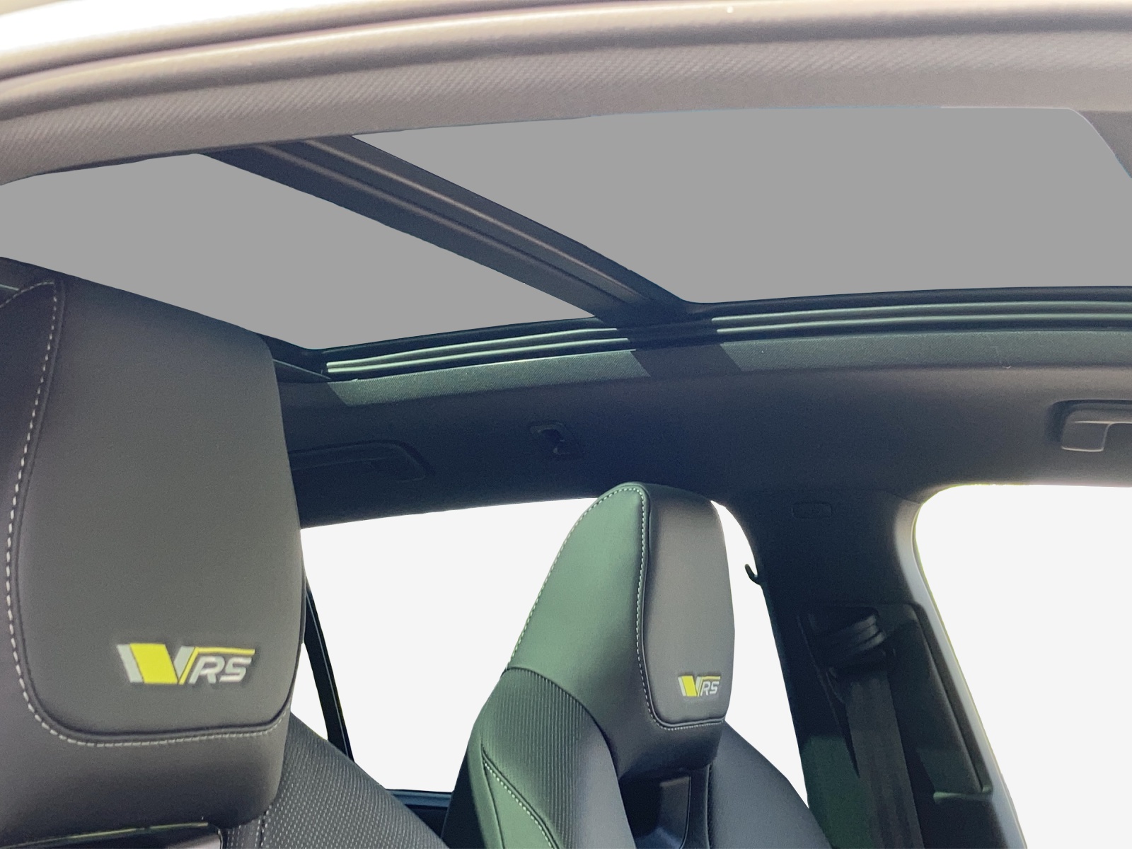 SKODA Enyaq 4x4 RS-image-15