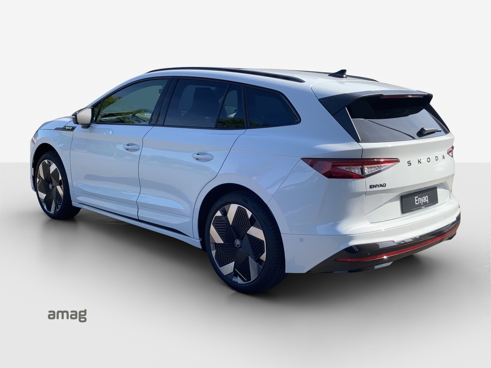 SKODA Enyaq 4x4 RS-image-2