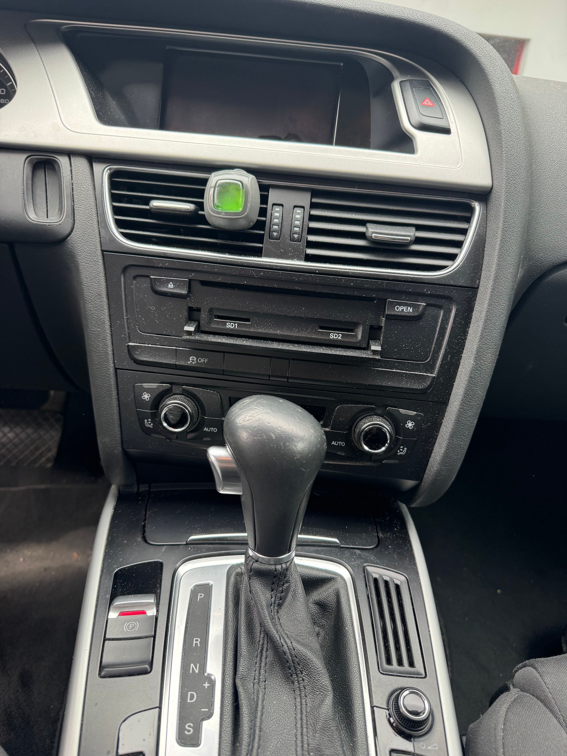 AUDI A4 Avant 2.0 TFSI Style multitronic-image-7